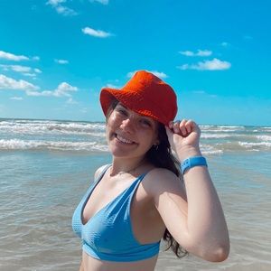 Meet your Posher, Makenzie